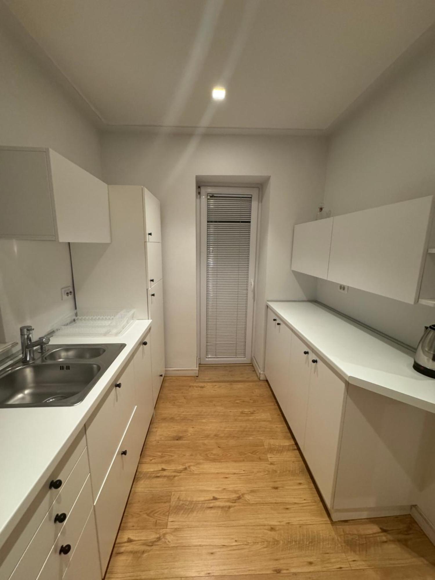Tekija Central Stay Apartment Сараево Экстерьер фото